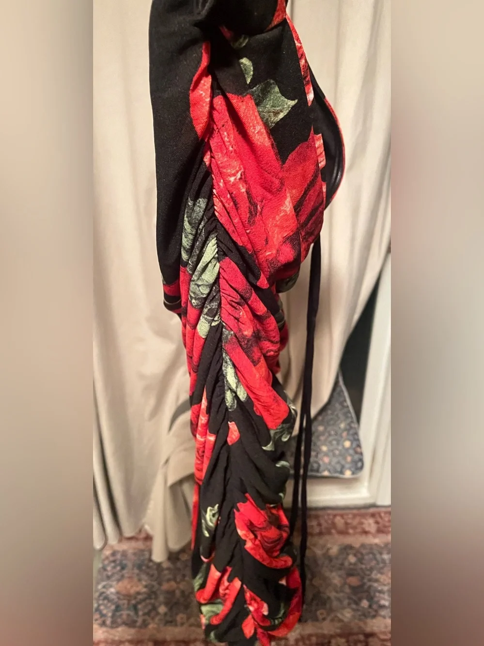 Forever 21 Tie-Front Ruched Mini Dress in Red Rose Print 2X